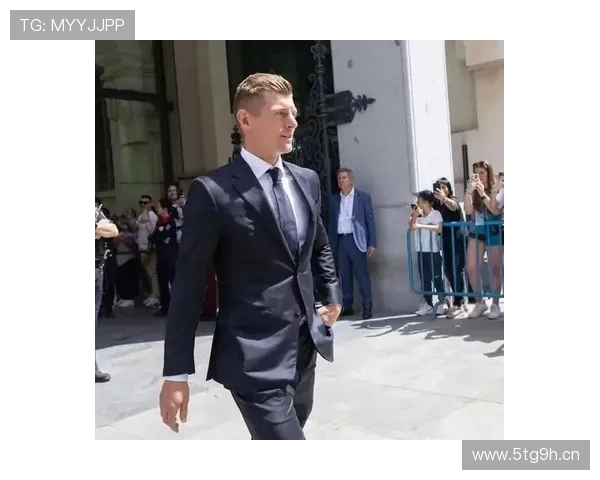 托尼·克罗斯质疑弗里克巴萨风格无望欧冠