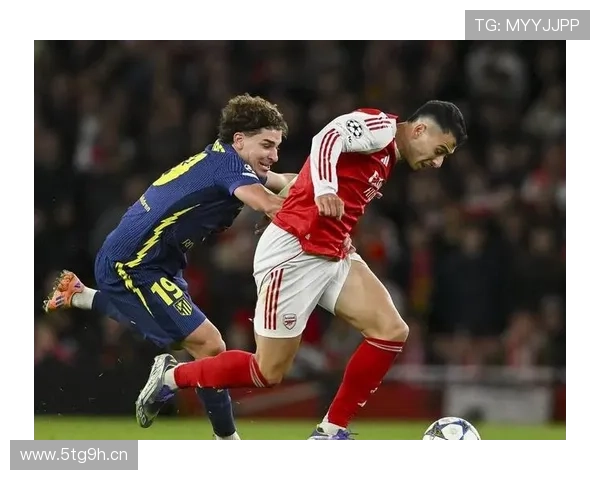 布兰德破门里昂暂1-0领先阿森纳